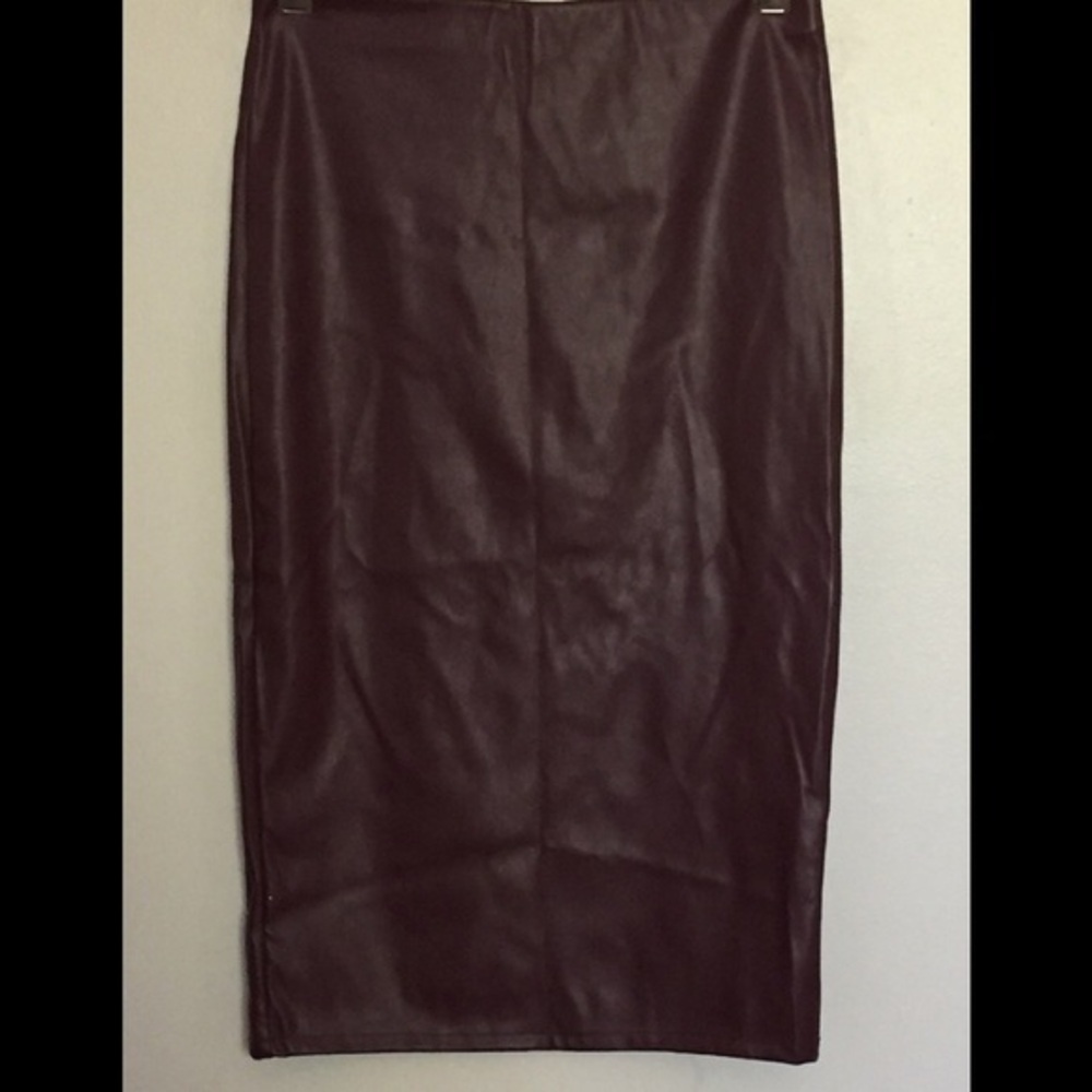 Fashion nova skirt size M
